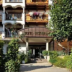 Feldwebel Hotel 4*