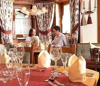 Отель Feldwebel Зёлль